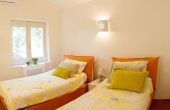 Schlafzimmer_Einzelbetten_Villa_Sardinien